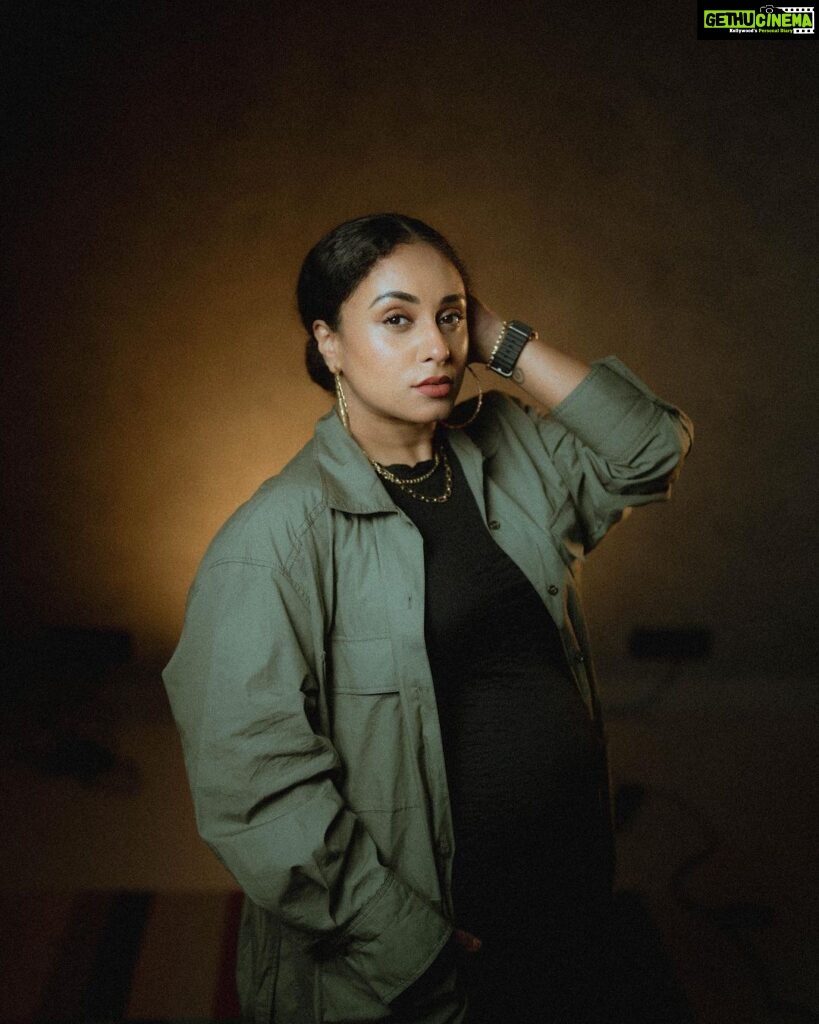 Perly Many Actress Pearle Maaney HD Instagram Photos and Wallpapers August 2023 ...