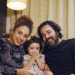 Pearle Maaney Instagram - Le’ Nila: “Ammede vayattilu Kunju Vava.. Daddyde vayattilu Dosa 😋” . We are happy to share this beautiful News with you… ❤️ we are expecting baby No.2 🥰 Need all your blessings. #3monthspregnant . Click @pearle_productions