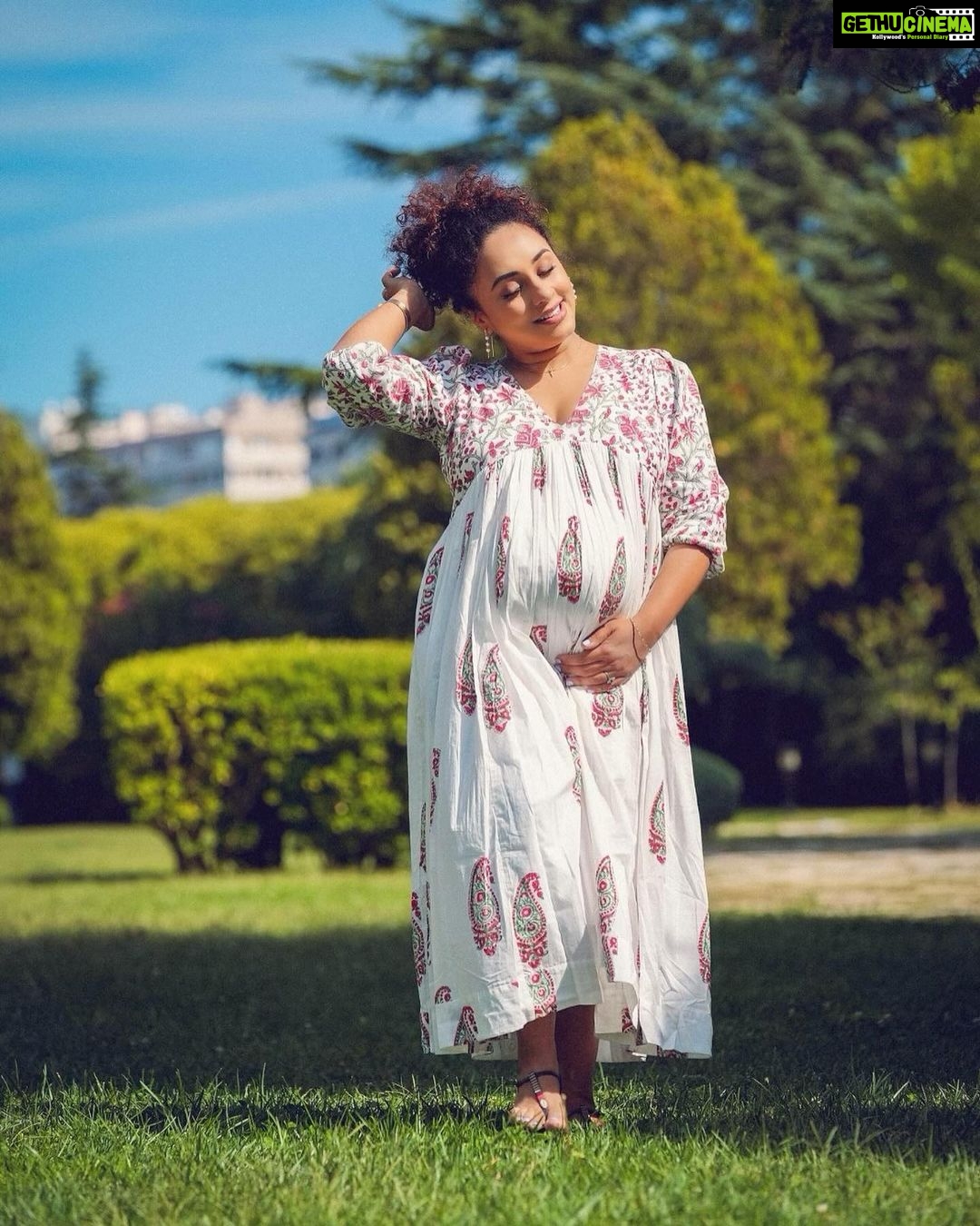 Pearle Maaney Instagram - A Tiny Sunshine Growing Within 🌞