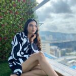 Pooja Banerjee Instagram – Hello Wise Wednesday… #feelingsagacious #PoojaBanerjii #NoFilter #Just styled by @styling.your.soul HMU BY @jhanvimehta_mua_ Mumbai, Maharashtra