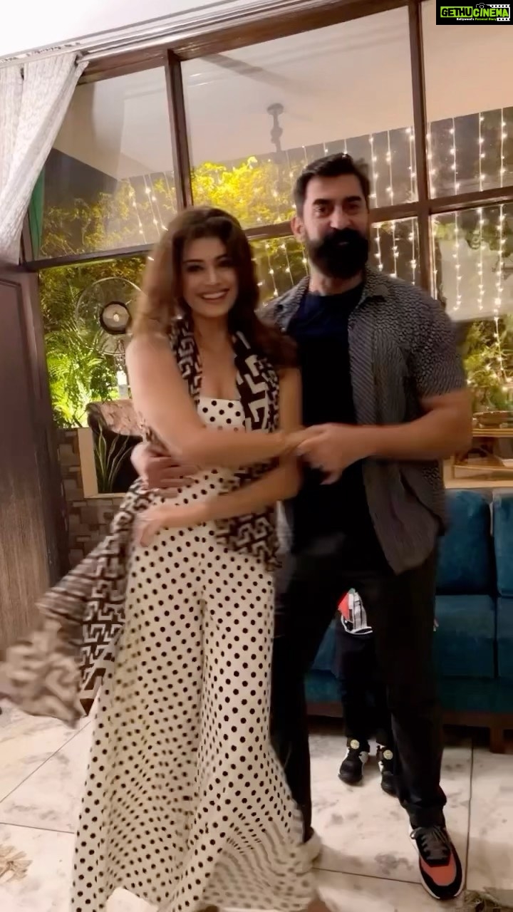 Pooja Batra - 17.9K Likes - Eid Mubarak to all those celebrating 🌙