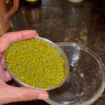 Pooja Batra Instagram - Sprout 🌱 #Breakfast #alivefood #germanatedseeds #healthyeating #mungdaal #sprouts @tajinusa Seasoning