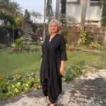 Pooja Batra Instagram - #happymothersday to my gorgeous Mom. You are my life Mommy. ♥️ U India