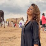 Pooja Batra Instagram – If u want a new idea, read an old book. 📸 @nawwabshah #bedouin #gypsy #banjara Planet Earth
