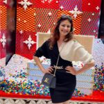 Pooja Batra Instagram – #parisdiaries Louis Vuitton Paris Champs Elysees