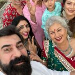 Pooja Batra Instagram - #HappyDiwali 🪔 from Us to y’all 🙏