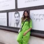 Pooja Batra Instagram - I’m not going to be a star, I’m going to be a legend ~ Freddie Mercury 💚 So happy to visit his museum in his birth place Zanzibar & See his family pics in his home converted into a museum in stone town #Zanzibar #stonetown #tanzania #Africa 🎥 @salehakhan10 Stonetown-Zanzibar