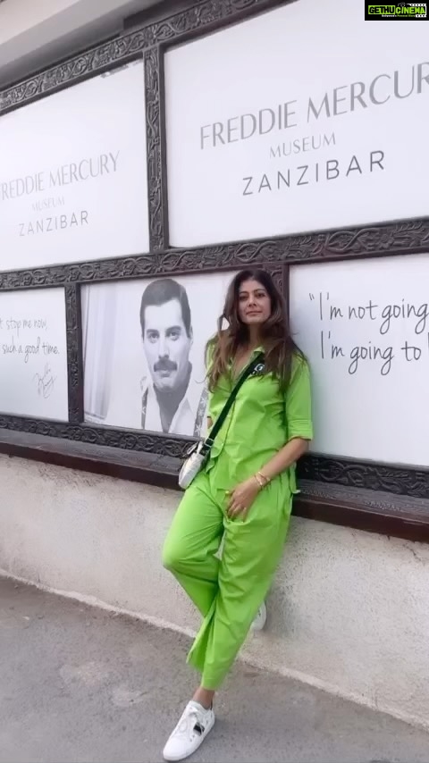 Pooja Batra Instagram - I’m not going to be a star, I’m going to be a legend ~ Freddie Mercury 💚 So happy to visit his museum in his birth place Zanzibar & See his family pics in his home converted into a museum in stone town #Zanzibar #stonetown #tanzania #Africa 🎥 @salehakhan10 Stonetown-Zanzibar