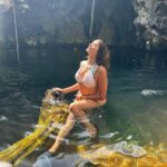 Pooja Batra Instagram - In The Journey, People and Destinations matter, Time and Mileage are merely Measurements. 🩵💚💙 #maalumcave #zanzibar #tanzania #Africa #stalactites #stalagmites #naturalcavewater Zanzibar, Tanzania