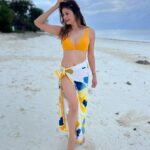 Pooja Batra Instagram - Taking my soul on a journey #africa #paje #zanzibar #zanzibareast #tanzania in the gorgeous @baladin.zanzibar @dbhatnagar @salehakhan10 📸 @ibra_muddy #takingmysoulonajourney @sktoursandsafaris @saffkanji7 Baladin Zanzibar