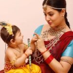Pooja Bose Instagram – Mera kanhaa bada natkhat sabko Krishan janam ki badhaiya 🙏🏻🙏🏻 Radhe krishna
