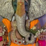 Pooja Bose Instagram - Special bappa special guests this year 🙏🏻🙏🏻 Ganpati bappa morya Thanku for this beautiful outfit @the_adhya_designer Style by @style.gramm_