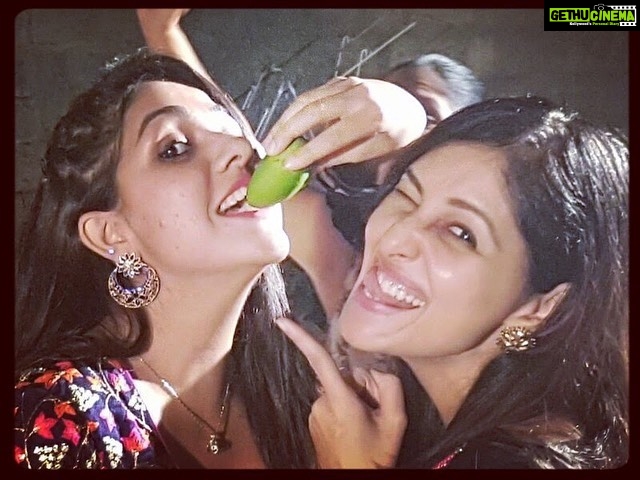 Pooja Chopra Instagram - Hope you keep everyone entertained with ur jokes and sense of humour in the heavens as well… I will always remember us this way 💔 RIP Sonia..