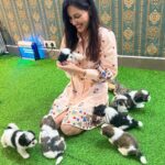 Pooja Chopra Instagram - I’d like everyday to look like…. THIS! #puppylove #aboutlastevening💕
