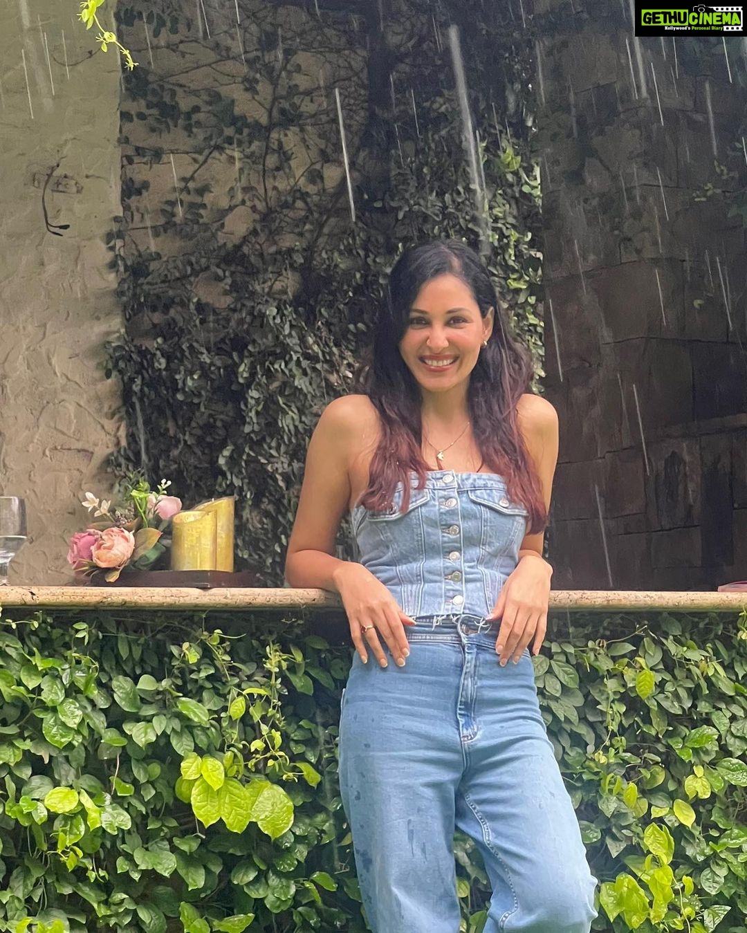 Pooja Chopra Instagram - πππππππ πΈπ½ππ·π·π π·
