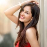 Pooja Chopra Instagram - Today is a good day to have a good day ❣️ #picoftheday #sundayvibes #smilemore #sundaythoughts #livelovelaugh #happiness #love #beautiful #cute #tb #photoofday #smilebright #sendingpositivevibes 🌟