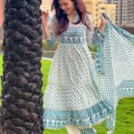 Pooja Chopra Instagram - India’s ethnicity in premium and comfortable fabric @neerusindia celebrating Indianness 🦋 Wishing you all a very Happy Independence Day. Jai Hind 🇮🇳