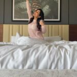 Pooja Chopra Instagram – Lazy rainy mornings 🌧 #lazymornings #bedtea #happyme #happymornings #iloverainydays #rainlover #happyheart #nofilter #justhappy