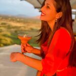 Pooja Chopra Instagram - Bright as the orange star falling from the silent sky ☄️ . . . . . . Styled by - @tanisha_agrwal Outfit - @seduirebymahimamadaan Accesories- @blingthingstore #orange #orangeisthenewblack #allthingsbright #sunset #sunsetsaremagical #celebratelife #behappy #spreadlove #peace #joy #magic #tb #tbpic #instagram #instagood #beautiful #cute #brownhair #starryeyes #happyheart #picoftheday