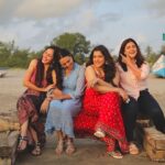 Pooja Chopra Instagram – A day full of laughter and gossip with my yaars ❤️
@reallyswara , @shikhatalsania & @mehervij786
.
.
.

@bachchan.vinod, @jahaanchaaryaar, @kamalpandey723, @soundrya.production
#ChaarYaarInGoa #JahaanChaarYaar