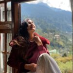Pooja Chopra Instagram - परदे मे रहने दो… #couldgetusedtothis #cansithereallday #couldntbehappier #sunkissed #mountainmagic #breezy #morningvibes #nofilterneeded #mountaingirl #happyheart