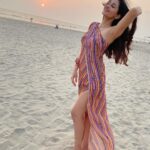 Pooja Chopra Instagram – She loved a windy day it made her feel like she was flying 🎻
.
.
.
.
.
.
.
.
👘@babitamalkani