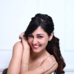 Pooja Chopra Instagram - Give a smile to someone passing by and make their morning glad, They might cross you in the evening when your heart is feeling sad. #sundaymorningthoughts #sundayservice #bekind #compassion #spreadsmiles #spreadhappiness #love #beyou #bebeautiful #photooftheday❣️