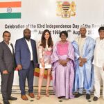 Pooja Chopra Instagram - An absolute honour to represent India at the 63rd Independence Day celebrations of the Republic of Chad. The warmth and humility by which I was greeted by her highness as well as the secretary was absolutely commendable. They love India and are huge fans of bollywood films. I was greeted by the very famous ‘Jimmy Jimmy’ song. What a wonderful and memorable evening indeed 🇹🇩🥂 #india #ambassador #chad #republicofchad #independenceday #latepost Delhi