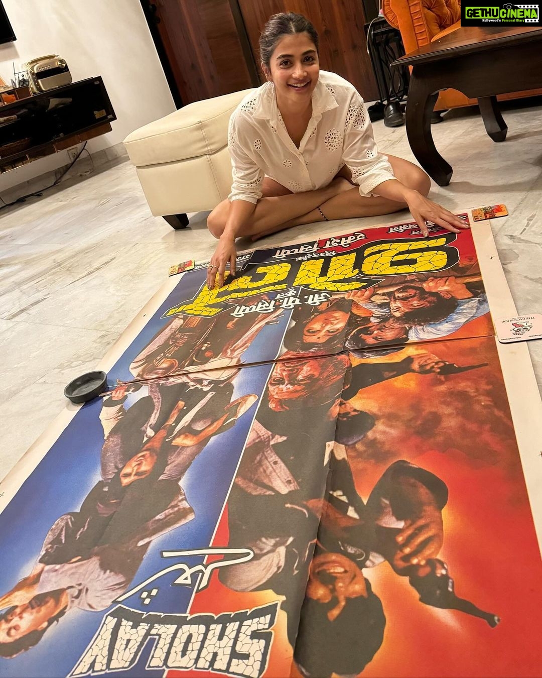 Pooja Hegde Instagram - A piece of cinema history ❤️ Thank you dad and mom for tracking down the most incredible birthday gift. Love you 🥹🥰 #iconic #awestruck #sholay