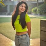 Pooja Sawant Instagram – Me in my happy zone as a morning person 🤭♥️😅
Good morning world 🌸