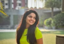 Pooja Sawant Instagram - Me in my happy zone as a morning person 🤭♥️😅 Good morning world 🌸