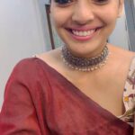 Pooja Sawant Instagram – Welcome to Rucha’s world 🤣🤣🤣🤣
( हा व्हिडीओ पाहिल्यानंतर ‘म्हणजे काय?’ किंवा ‘का?’ असे प्रश्न विचारू नये … it’s not allowed in Rucha’s dictionary 🤭🙈