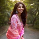 Pooja Sawant Instagram - In love with festival vibes 🌸💕 Outfit by @naari_collections Pictures by @potraits_by_nk_photography