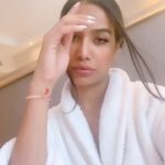 Poonam Pandey Instagram - A day in Dubaayy ✨ . . #dubai #dubailife #pplovers #poonampandeyfan #pplovers #dubai🇦🇪 #fun #luxury