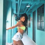 Poonam Pandey Instagram - Neon series. Stay tuned for more ;) . . . #poonampandey #poonampandeyneon #neon #colour #love #ppfans #reelsinstagram #instagood #instagram #instadaily #loving #pplovers #poonampandeyfan