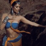 Poonam Pandey Instagram - She is a mess. But she is a masterpiece. . . . shot by: @faizialiphotography Styled by: @styledby_kotsav Hair: @sunny_makeup_artist Makeup: @sunny_makeup_artist