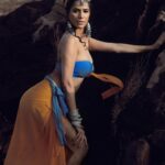 Poonam Pandey Instagram - She is a mess. But she is a masterpiece. . . . shot by: @faizialiphotography Styled by: @styledby_kotsav Hair: @sunny_makeup_artist Makeup: @sunny_makeup_artist
