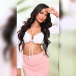 Poonam Pandey Instagram - Even the stars were jealous of the sparkle in her eyes. . . #poonampandey #poonampandeyreal #poonampandeyfans #photography #photoshoot #pink #pinkpinkpink #skirt #love #fun #photo