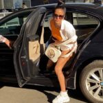 Poonam Pandey Instagram - Gorgeous Poonam Pandey #spotted at mumbai airport!! 🧡 . . Follow for more updates @filmymantramedia . . #poonampandey #filmymantra Mumbai, Maharashtra