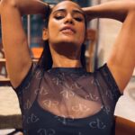 Poonam Pandey Instagram - Make ya soul smile. . . . #poonampandey #pictures #picoftheday #candid #photos #coffee
