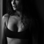 Poonam Pandey Instagram – Don’t study me, you won’t graduate. 
.
.
.
#poonampandey #hotpictures #hotpicturesoftheday #poonampandeyreal #sexy #photoshoot #photoshootoftheday📷