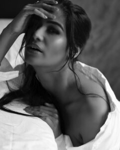 Poonam Pandey Instagram - Intezaar me …
.
.
.
.
#poonampandey #hotpictures #photography #photooftheday #hot #poonampandeyhot #trending