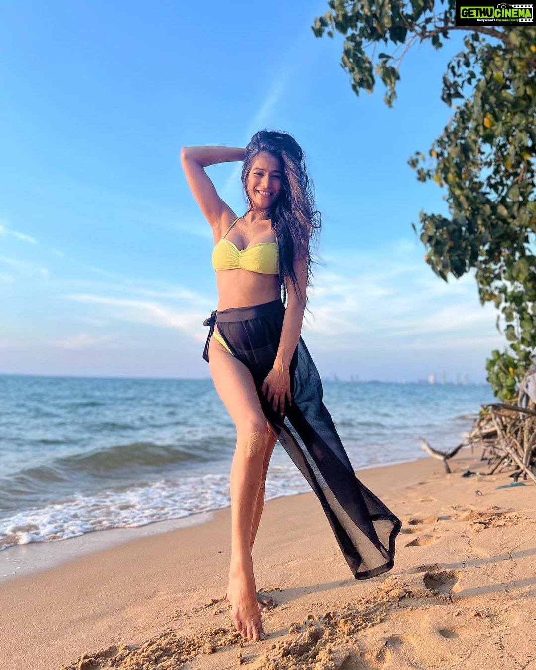Poonam Pandey - 66.1K Likes - 💋