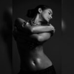 Poonam Pandey Instagram - Photographer: @rafique_sayed Make-up artist: @tabassumbhatii Stylist: @rishq.j Photography Assistants: @winnissphotoggraphy @vaibhav_gangawane @saarthparab