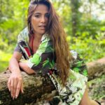 Poonam Pandey Instagram – Few more from the Jungle (; 💋