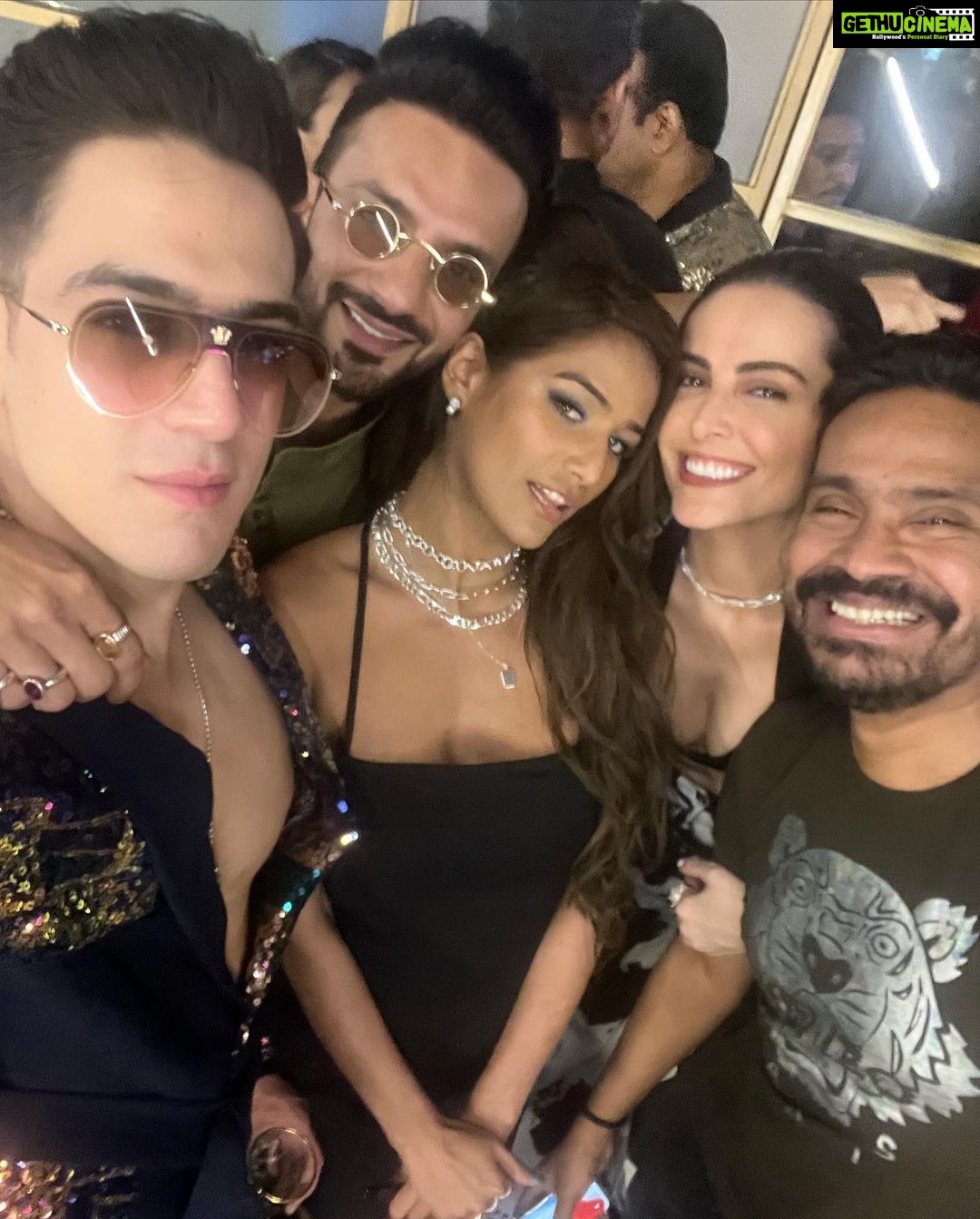 Poonam Pandey Instagram - I had a blast last night with you all I love you guys 😘❤️