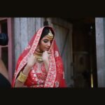 Poonam Pandey Instagram - My dad’s favourite song..I grew up listening to this gorgeous one. . . #indianattire #traditional #love #poonampandey #poonampandeyreal #pplovers #ppfans