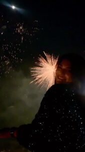 Poonam Preet Bhatia Instagram - Less Bitter , More Glitter ✨ 

#happynewyear2023 #bekindtoyourself #goodvibes #noroomfornegativity #happinessisachoice