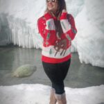 Poonam Preet Bhatia Instagram - “May this Holiday Season sparkle and shine and may all your wishes and dreams come true, Merry Christmas 🎅🏻🎄 #merryeverything #happyalways #tistheseason #falalalala #sleigh #itsfeelingalotlikechristmas 🤍♥️