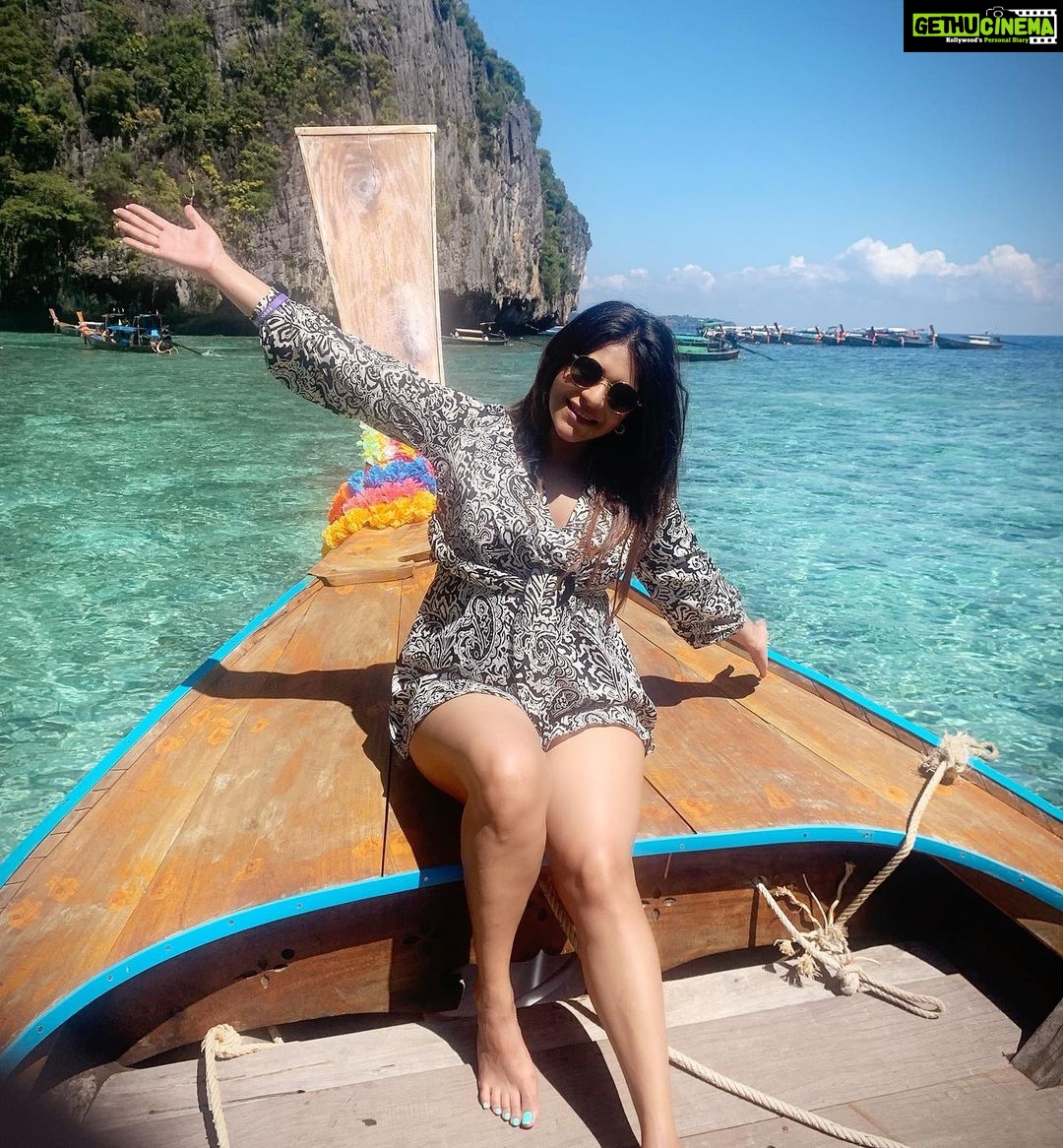 Poonam Preet Bhatia Instagram - Wanderlust consumed her; foreign hearts and exotic minds compelled her. She had a gypsy soul and vibrant hope for the unknown 🕊 #wanderlust #travelgram #thailand #phuket #ocean #crystalbluewater Phi Phi Island